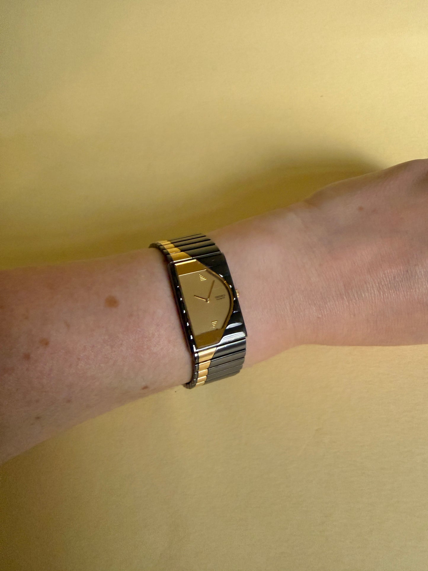 SEIKO — Half Moon Two-tone Continuous Bracelet