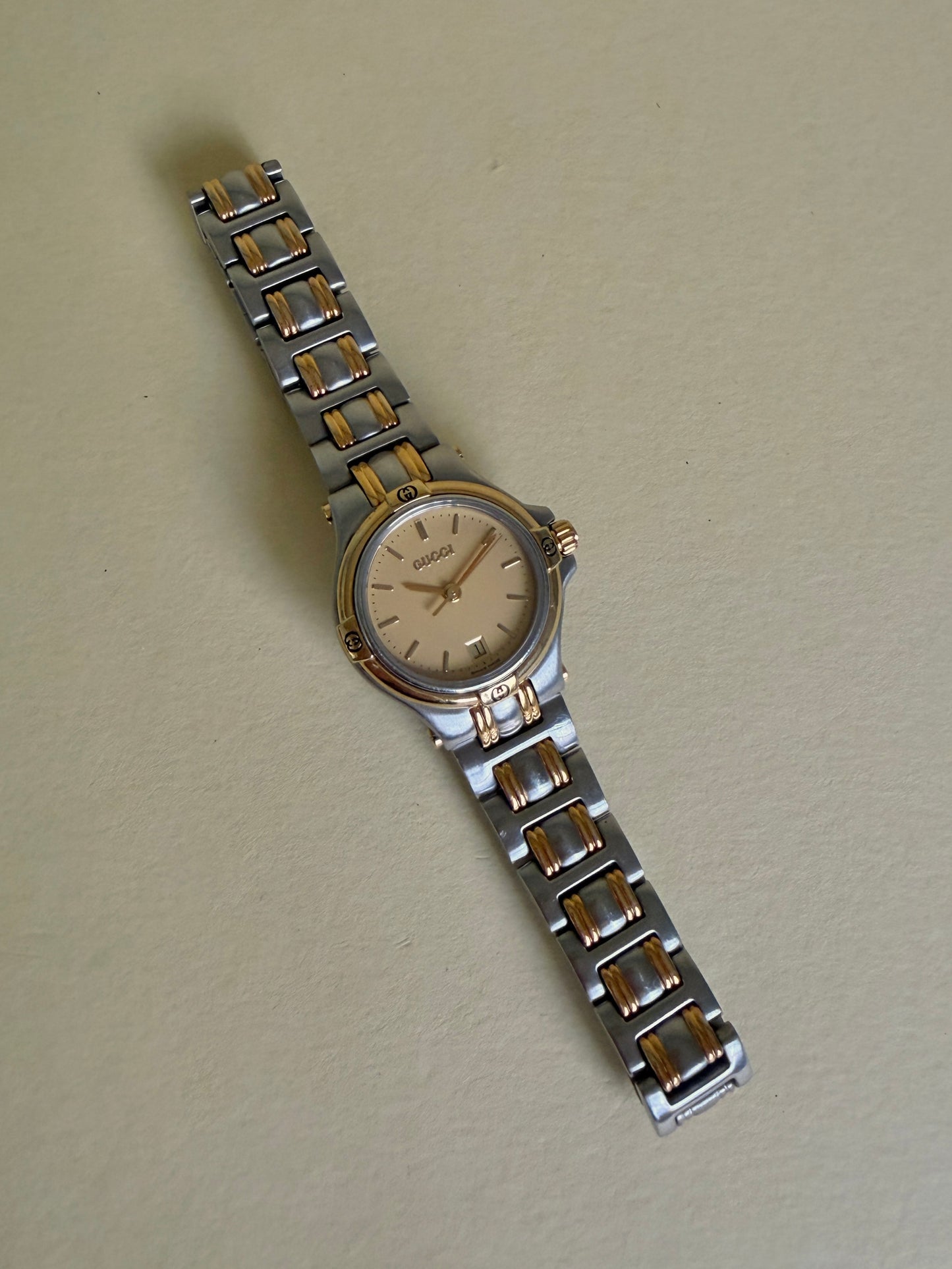 GUCCI — Two-Tone Date Bracelet Watch