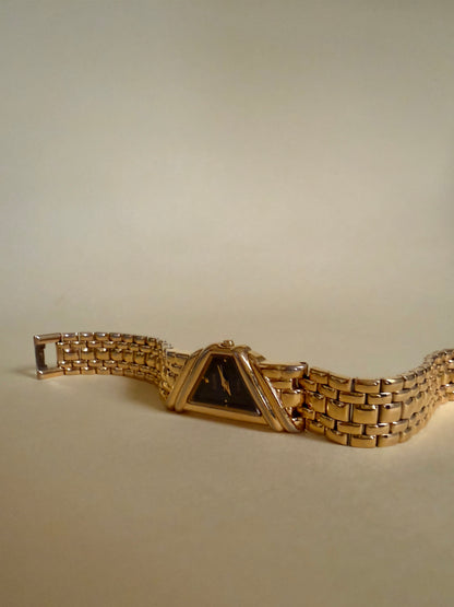 ELGIN – Black Dial Geometric Gold-Tone Bracelet Watch