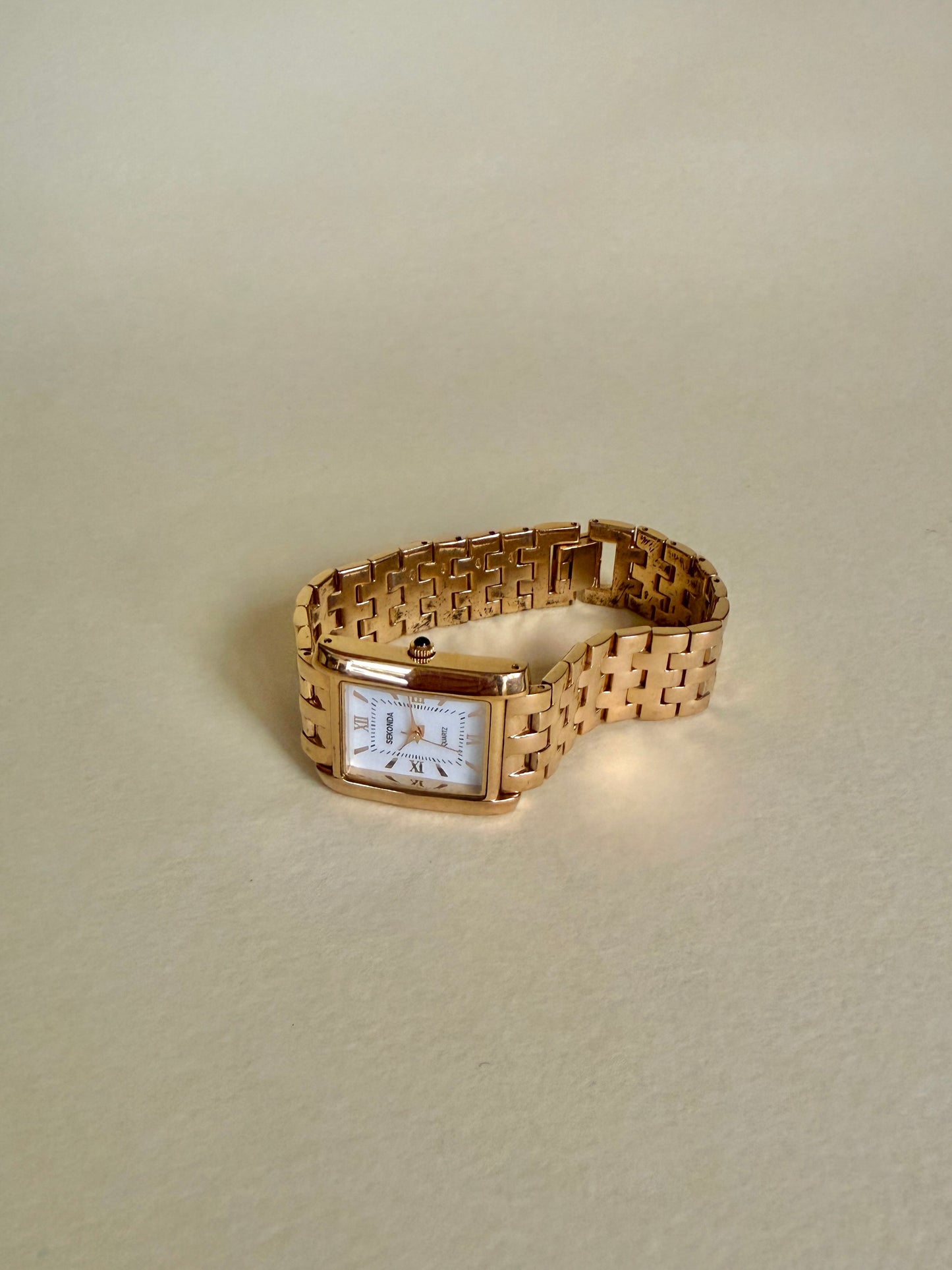 SEKONDA – Rectangular Gold-Tone Tank Bracelet Watch