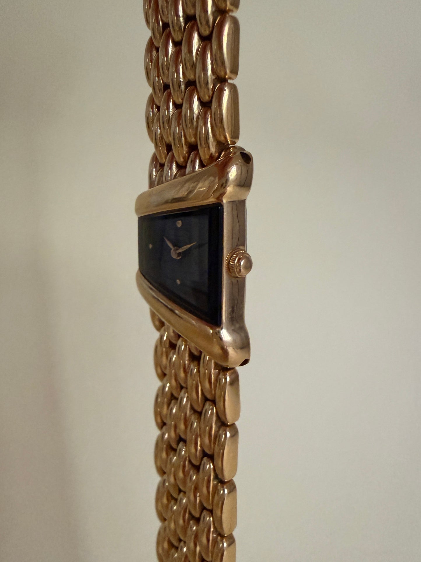 SEIKO — Trapezoidal Gold-Tone Bracelet Watch