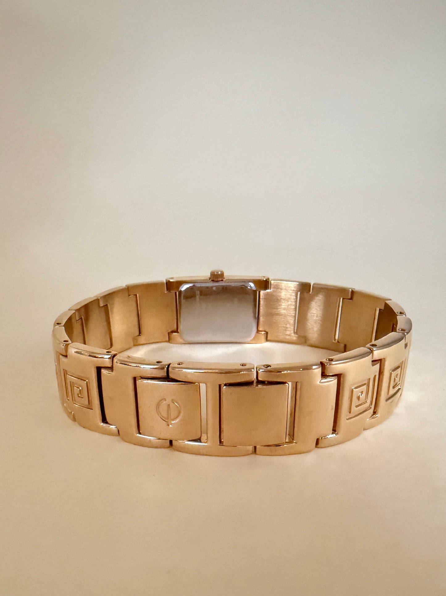 ELGIN — Rectangular Gold-tone Link Bracelet