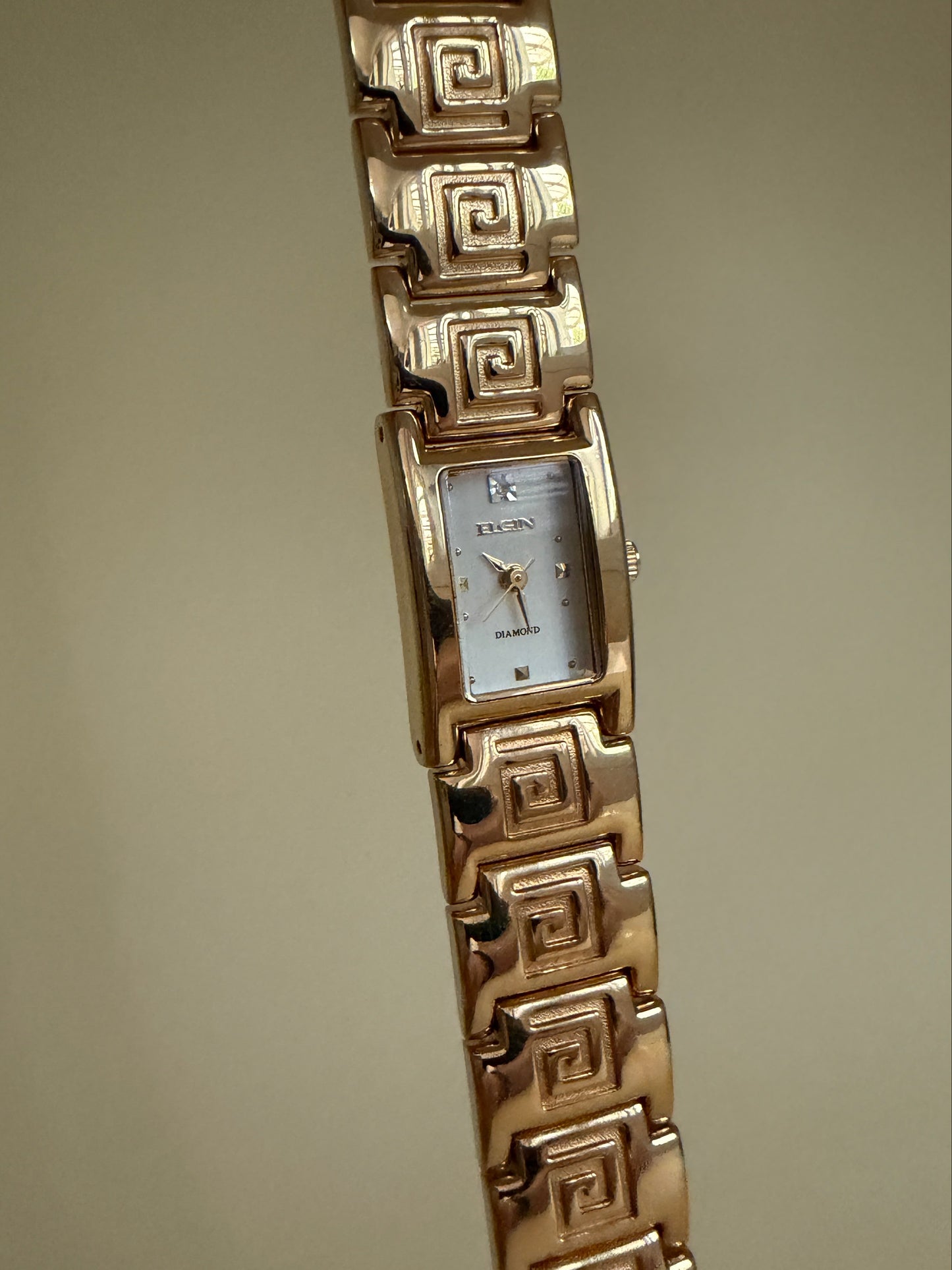 ELGIN — Rectangular Gold-tone Link Bracelet